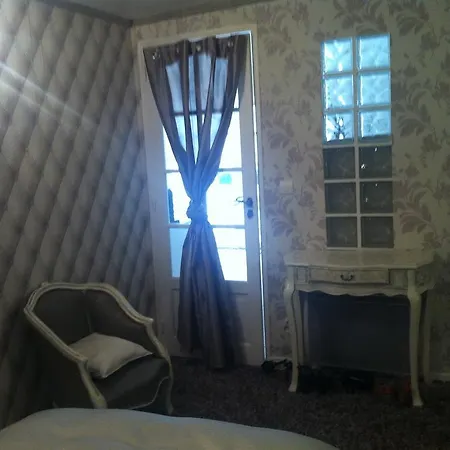 Magnifique Dans Particulier Monument Historique Paris