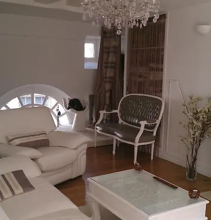 Magnifique Dans Particulier Monument Historique *