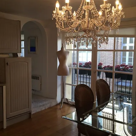 Magnifique Dans Particulier Monument Historique Apartment